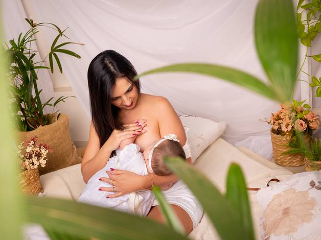 Acompanhamento Mensal de Yasmin 6º mês | Laços de Dia das Mães