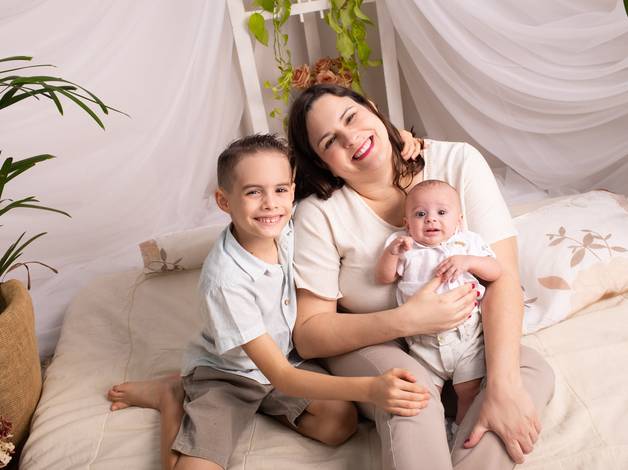 Acompanhamento Mensal de Pedro 4º mês | Laços de Dia das Mães