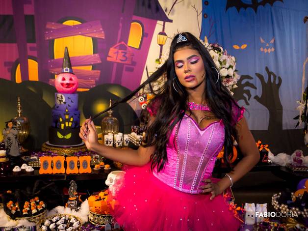 ANIVERSÁRIOS de Mc Pocahontas