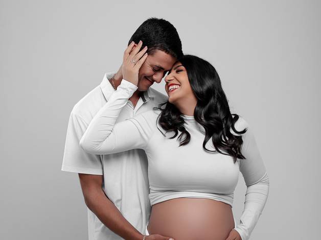 Gestantes de Ensaio Gestante com Família e Casal em Unaí | Franciele Lopes