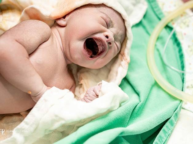 Infantil de Parto Eloah - Pais Felipe e Vitoria - hospital Cataguases