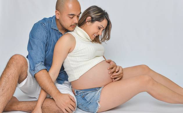 Ensaio fotográfico em estúdio Gestante de GESTANTE EM ESTÚDIO