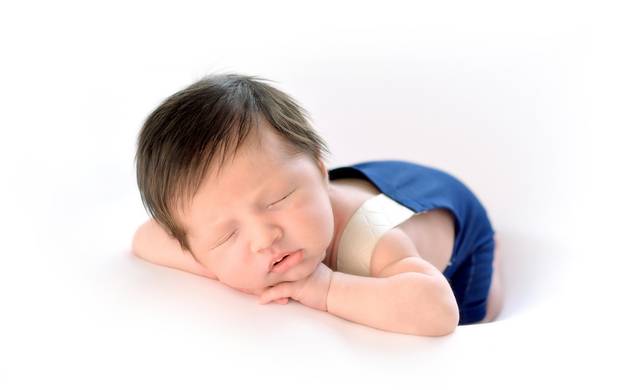 Newborn (Recém-nascido) de Matias