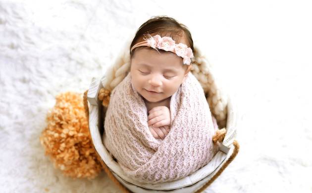 Newborn (Recém-nascido) de Helena 