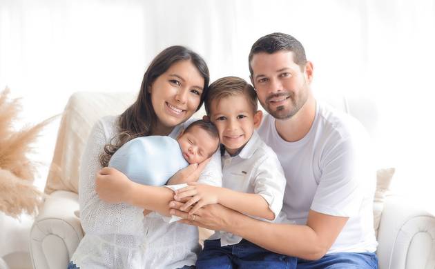 Newborn (Recém-nascido) de Lucas