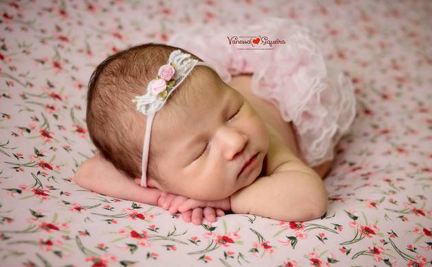 Newborn (Recém-nascido) de Maytê - 16 dias 