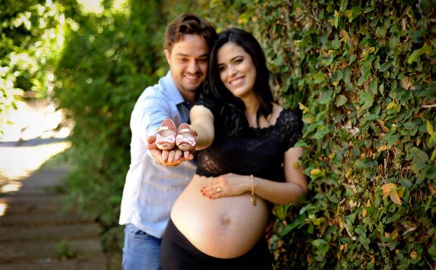 Gestante externo de Georgina em sua doce espera 