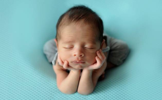 Newborn (Recém-nascido) de Gael - 24 dias