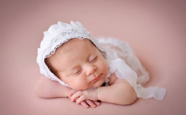 Newborn (Recém-nascido) de Manoella