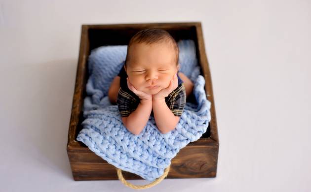 Newborn (Recém-nascido) de Otavio