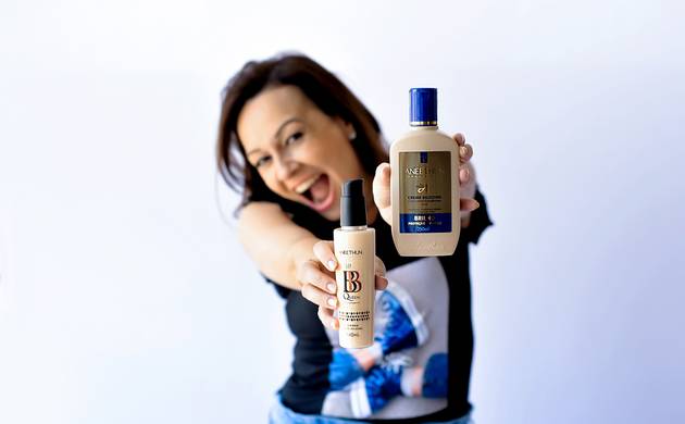 Fotos Corporativas/ Perfil de Lilian Siqueira Cosméticos