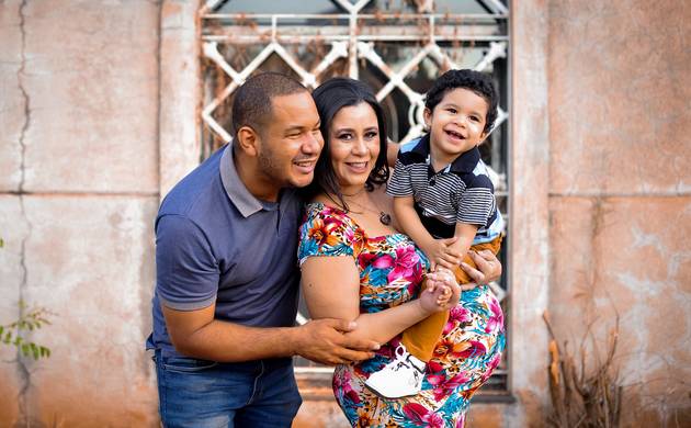 Gestante externo de Alessandra, esperando Miguel