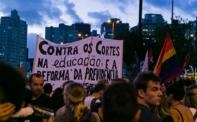 Fotojornalismo de Protesto contra corte de verbas na Educação UFSC - 2019