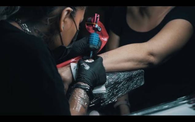 Teasers de Estúdio de Tatuagem - Monica Plata