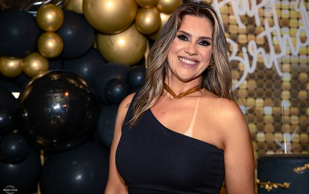 Aniversário de Livia - 41 Anos