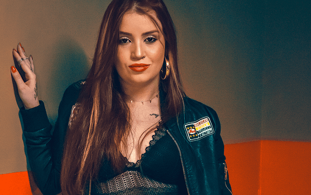 Ensaio Feminino de Geovana Lima