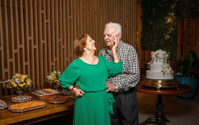 Casamentos de Sr. Hercules & Sra. Madalena - 50 anos de casados