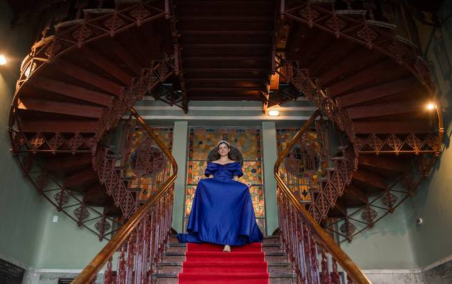 Debutante de Allane - Ensaio debutante