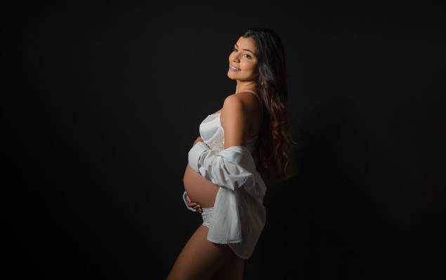 Família de Ensaio Perfeito em Estúdio - Laura & Lucas