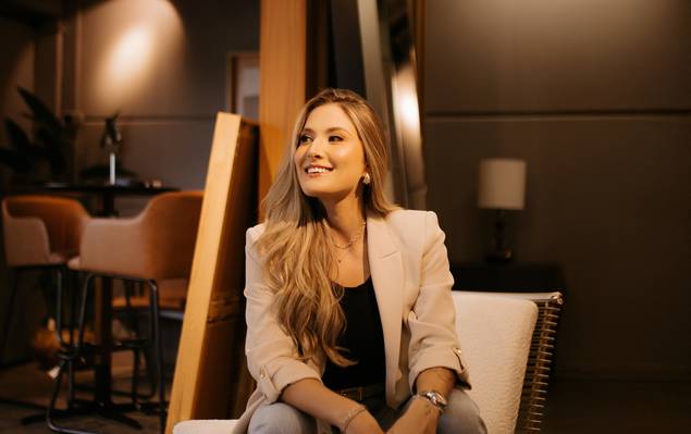 Corporativo de Dra. Heloisa Marcassi