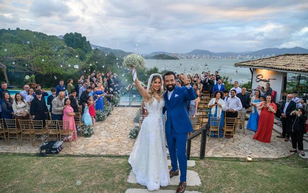 Casamento de Casamento no Sunset Porto Belo com vista para o mar em Santa Catarina