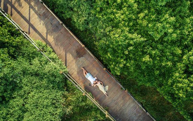 Ensaio Casal - Pré Casamento de Ensaio de Casal na Praia em Itapema – Pré-Wedding no Hotel Blue Sea | SC