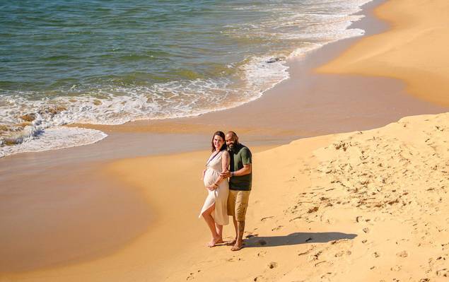 Gestante - Família de Ensaio Gestante na Praia em Itapema  | Santa Catarina