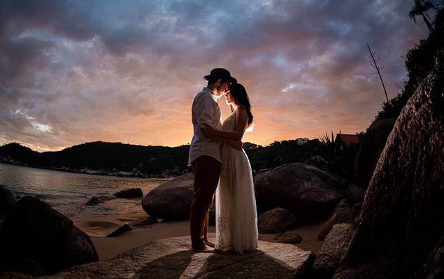 Ensaio Casal - Pré Casamento de Pré Wedding em Bombinhas, SC