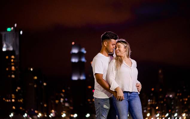 Ensaio Casal - Pré Casamento de Ensaio Casal em Balneário Camboriú, SC