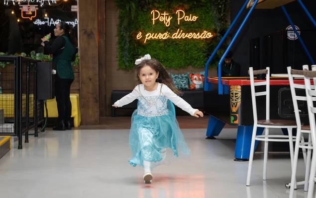 Festa Infantil de Aniversário Nicole 4 Anos