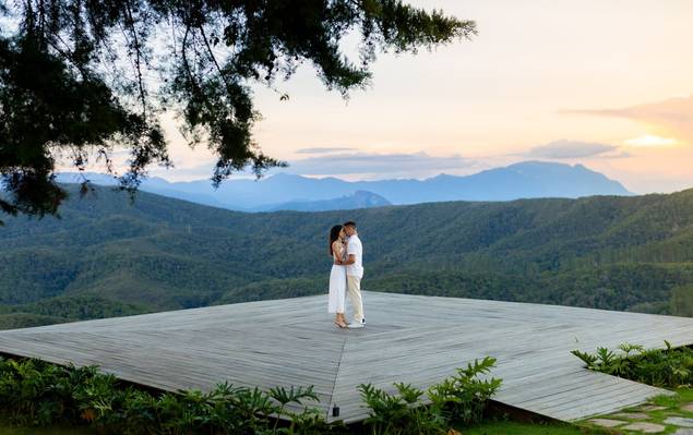 Pré-Casamento de Ensaio Pré-Wedding em Ouro Preto: Mari e News no Hotel Vila Relicário