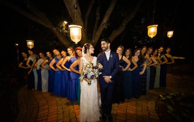 Casamentos de Casamento Stefânia e Lucas: Elegância e Alegria no Salaberry Recepções