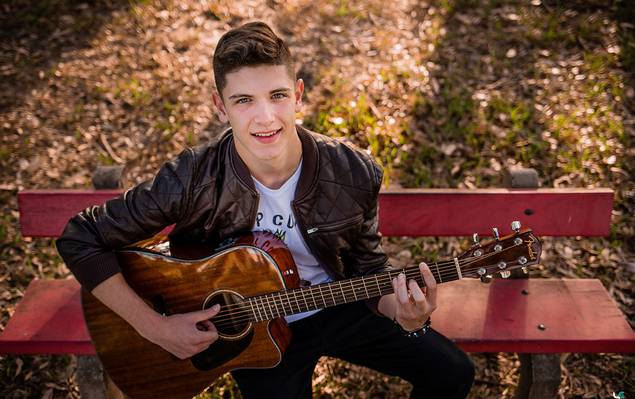 Ensaio Masculino de Ensaio Yuri