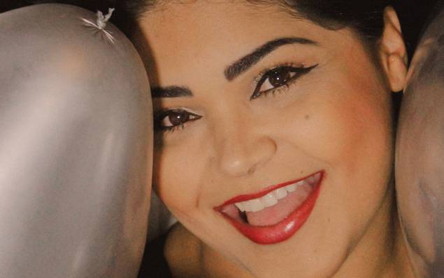 ENSAIO DE ANIVERSÁRIO de SIMONE 36 ANOS