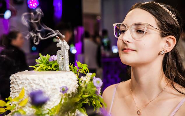 Debutantes de 15 Anos Lavígnia