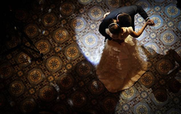 Casamentos de Ivana e Luis -  Romance na Colombo