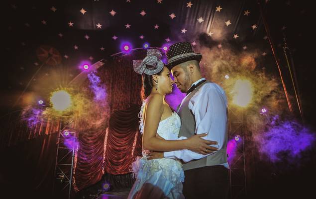 Editoriais de ENSAIO NO CIRCO - CASSIA E GUSTAVO