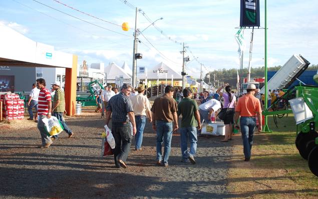  Institucional Fotos e Vídeo de Agrishow