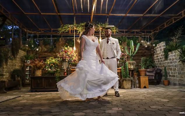 Casamento de Casamento no Espaço Dieters Lago da Jenifer e do Tino 