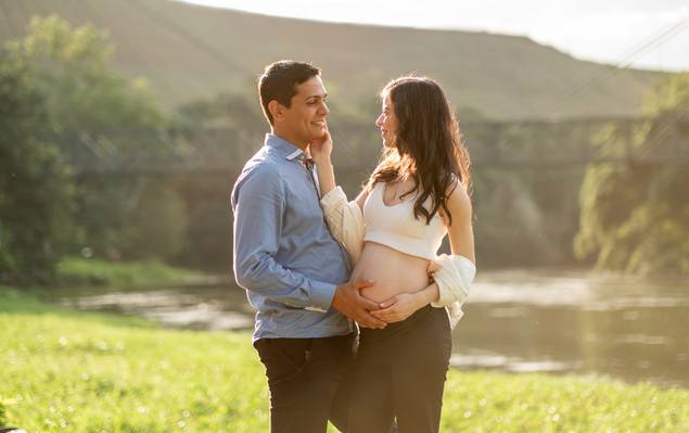 Família de Ensaio de Gestante da Andressa e do Sulivan realizado na cidade de Guararema - SP