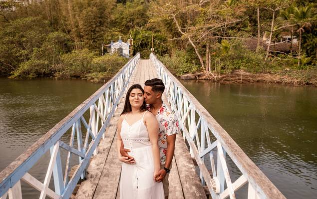 Ensaios de Ensaio Pre Wedding realizado na Barra do Sahy da Annie e do Nadson