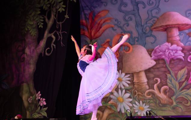 Ballet e Street Dance de Alice no País das Maravilhas - Ballet (Elenco 1 - Sessão 2)