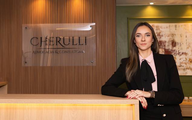 Ensaios Corporativos de Maíra - Cherulli Advocacia