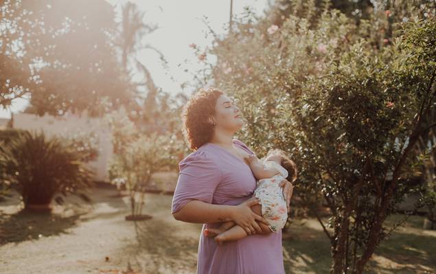 Ensaios de Gabriela Moreno - Ensaio Amamentação