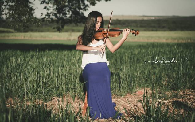 Retratos Feminino  de Maria Eduarda Rocha