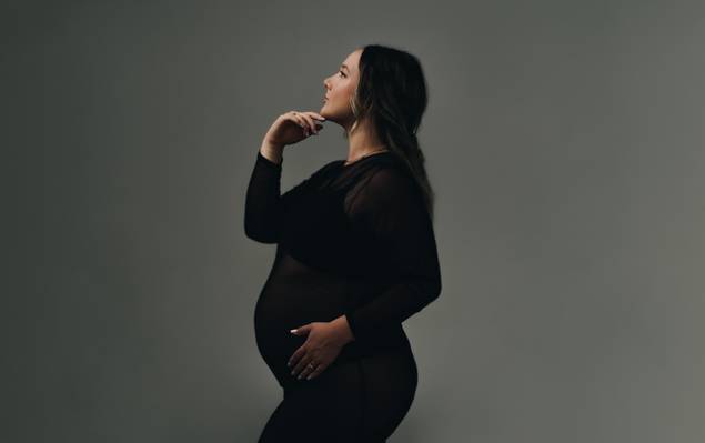 Gestante de Gabriele Fadel