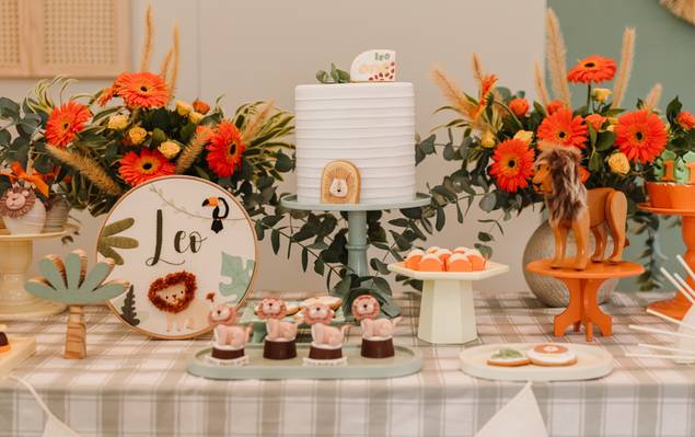 aniversário de Festa de Aniversário do LEO