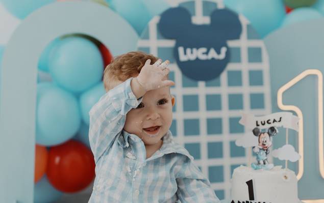 Smash The Cake  de Smash the Cake do Lucas – Ensaio com tema Mickey em Mogi das Cruzes