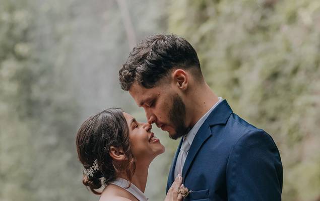 Gruta do Poco Certo  de Luana e Giovani