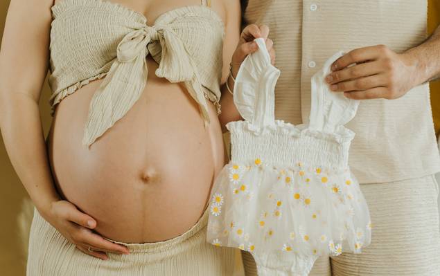 Sessões Fotográficas de Grávida de Fátima & Fábio